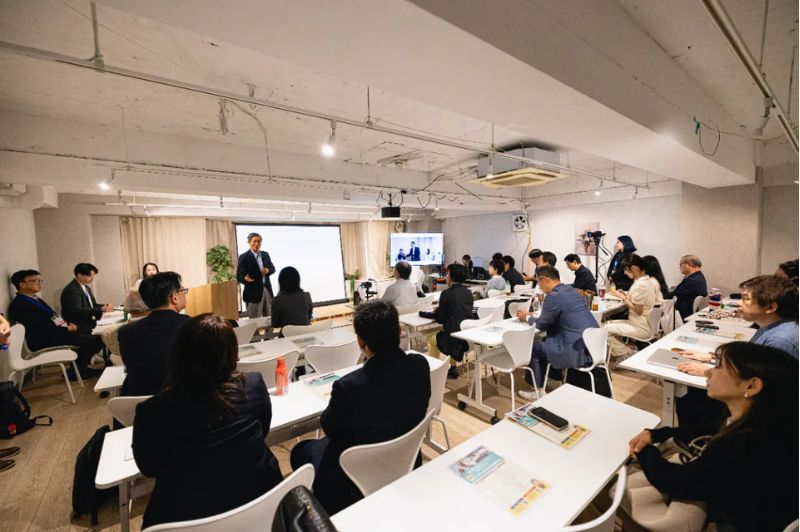 「第14回全世代フォーラム」開会挨拶の様子